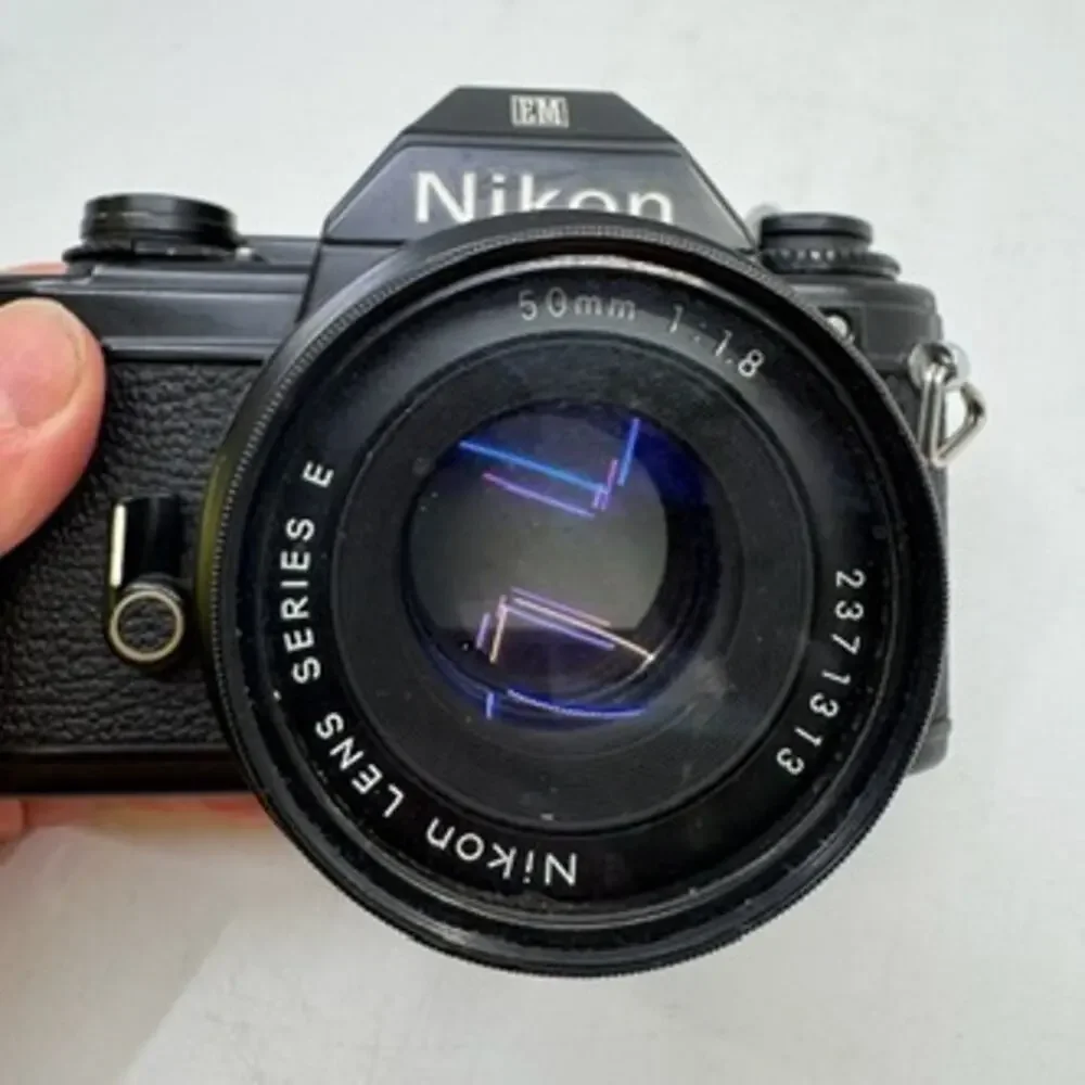 Nikon vintage em